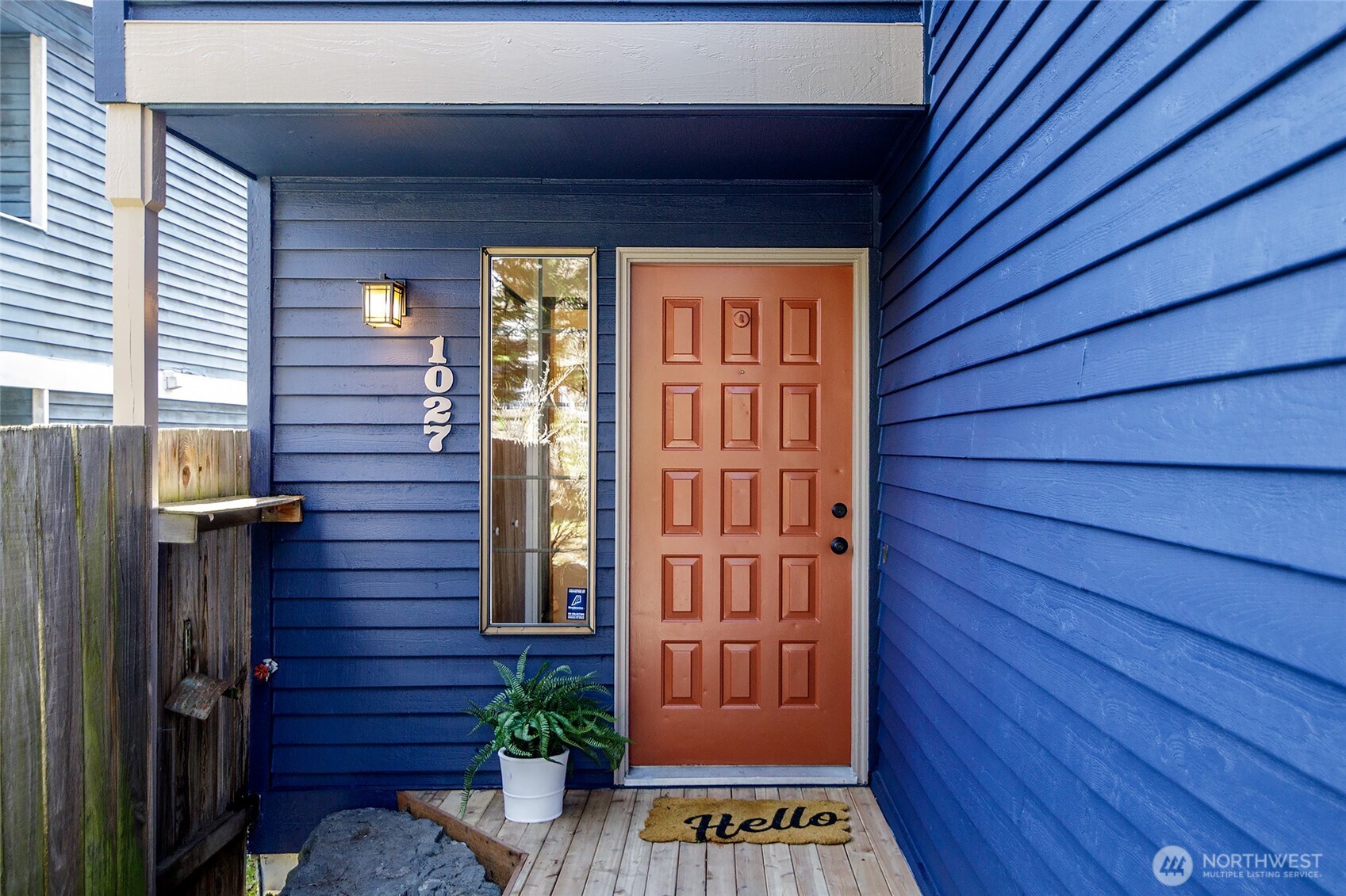 1027 Northeast 113th Street Seattle, WA 98125 - Photo 2 of 24