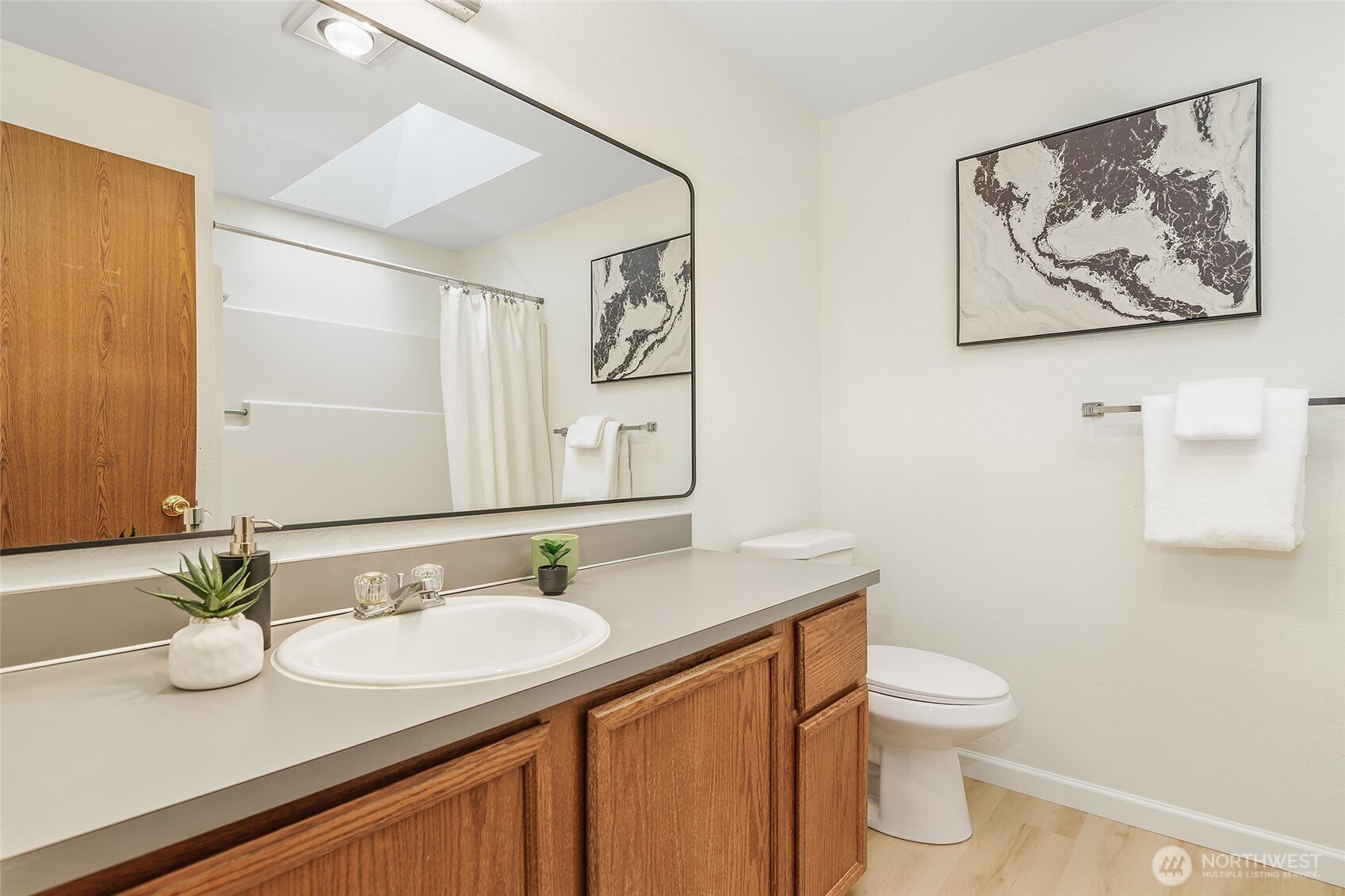 1027 Northeast 113th Street Seattle, WA 98125 - Photo 22 of 24