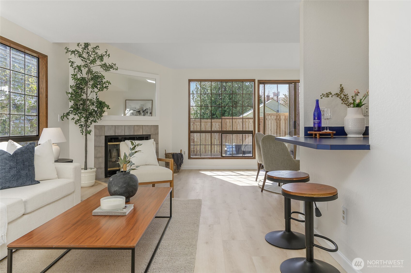1027 Northeast 113th Street Seattle, WA 98125 - Photo 6 of 24