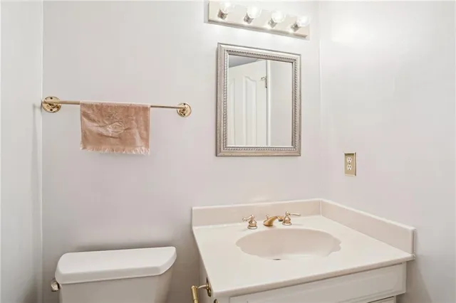 $394,000 | 4312 Holton Street, Metairie, LA 70001