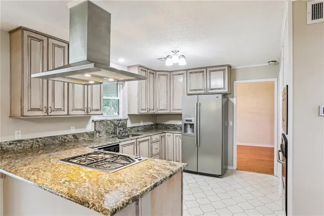 $394,000 | 4312 Holton Street, Metairie, LA 70001