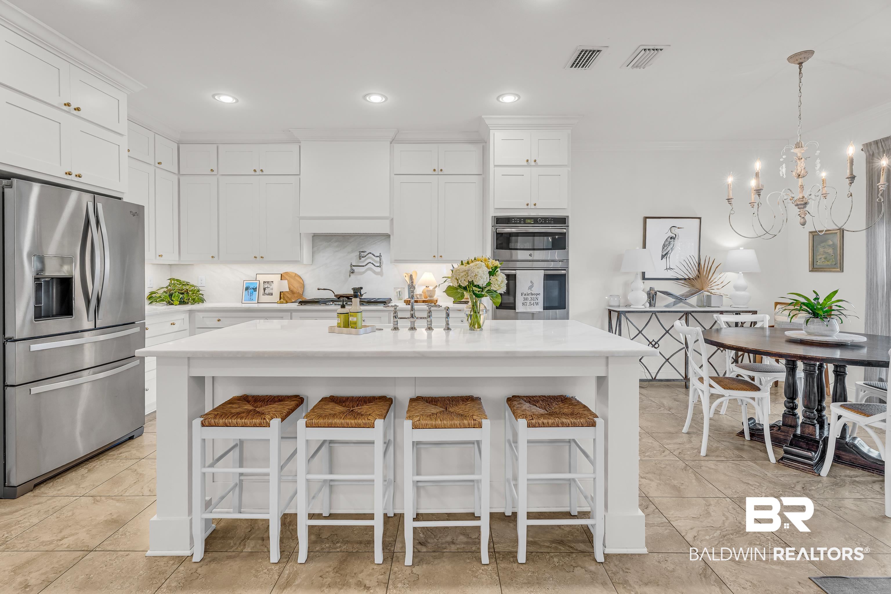 243 Hawthorne Circle Fairhope, AL 36532 - Photo 7 of 37 Breakfast Bar
