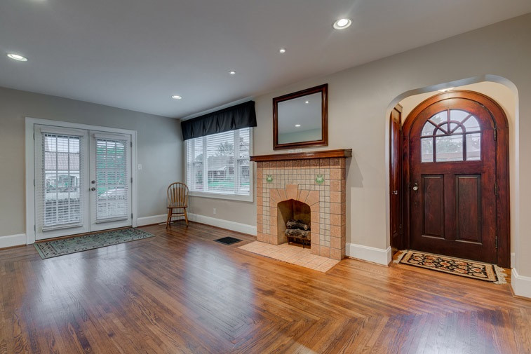 1214 Wilson Road Bellevue, KY 41073 - Photo 3 of 17 Gallery Image 3