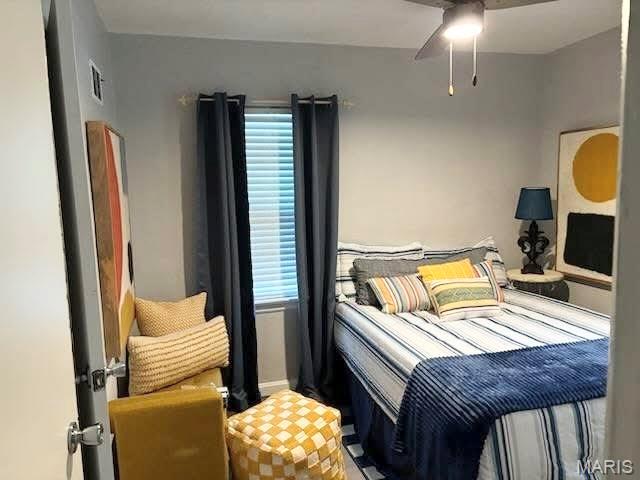 7008 Rohn Drive St. Louis, MO 63121 - Photo 11 of 21