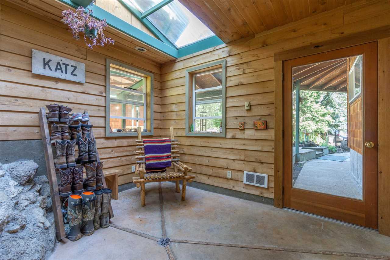 13707 East Blanchard Road Elk, WA 99009 - Photo 14 of 20