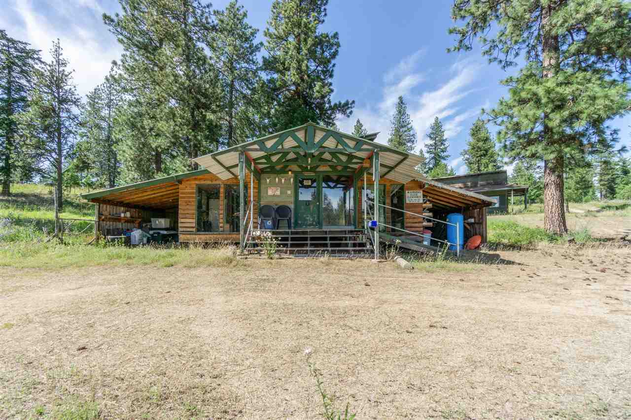 13707 East Blanchard Road Elk, WA 99009 - Photo 17 of 20