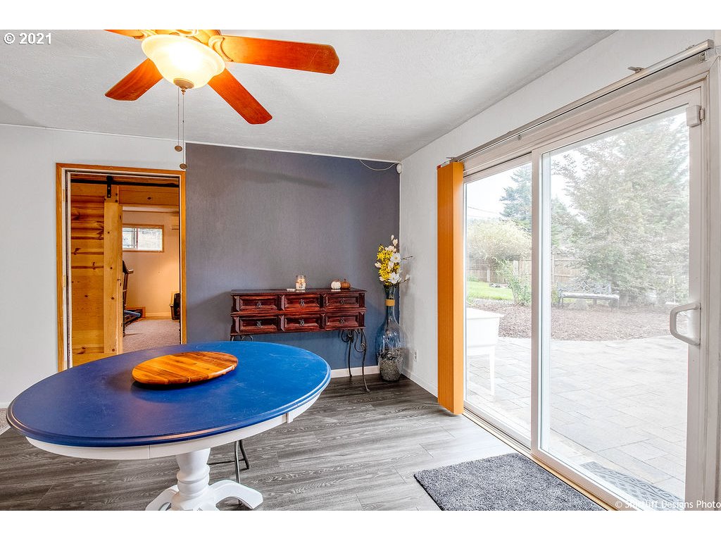 29866 Gimpl Hill Road Eugene, OR 97405 - Photo 11 of 32 Gallery Image 11