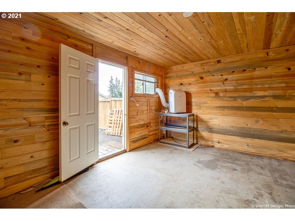 29866 Gimpl Hill Road Eugene, OR 97405 - Photo 26 of 32 Gallery Image 26
