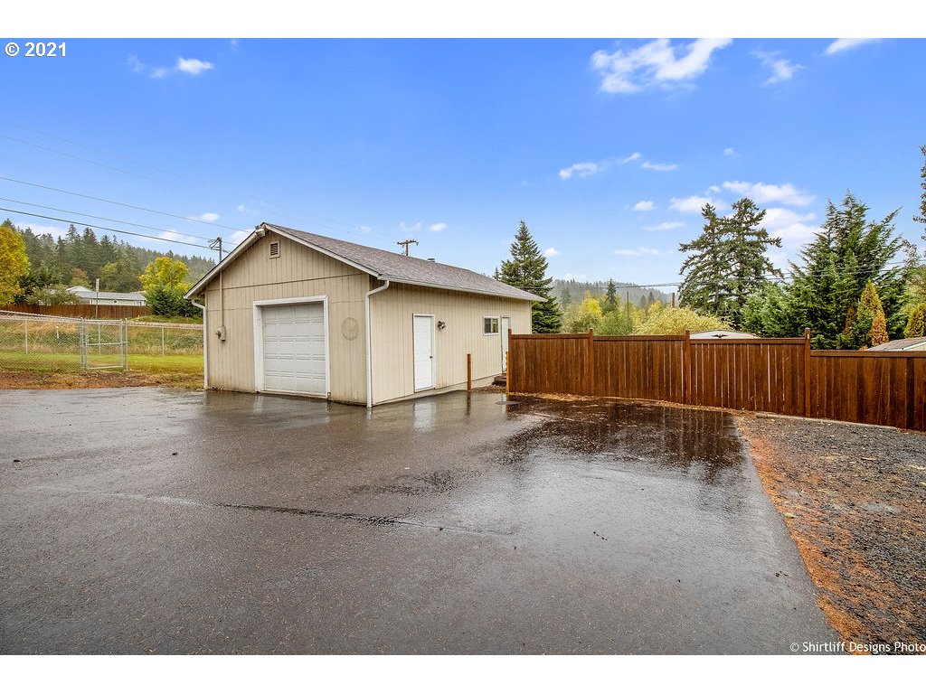 29866 Gimpl Hill Road Eugene, OR 97405 - Photo 28 of 32 Gallery Image 28