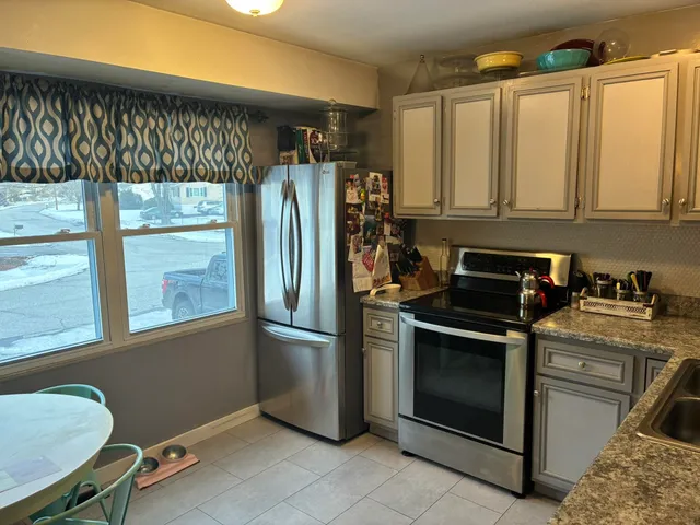 $359,900 | 60 Butternut Drive, Keene, NH 03431