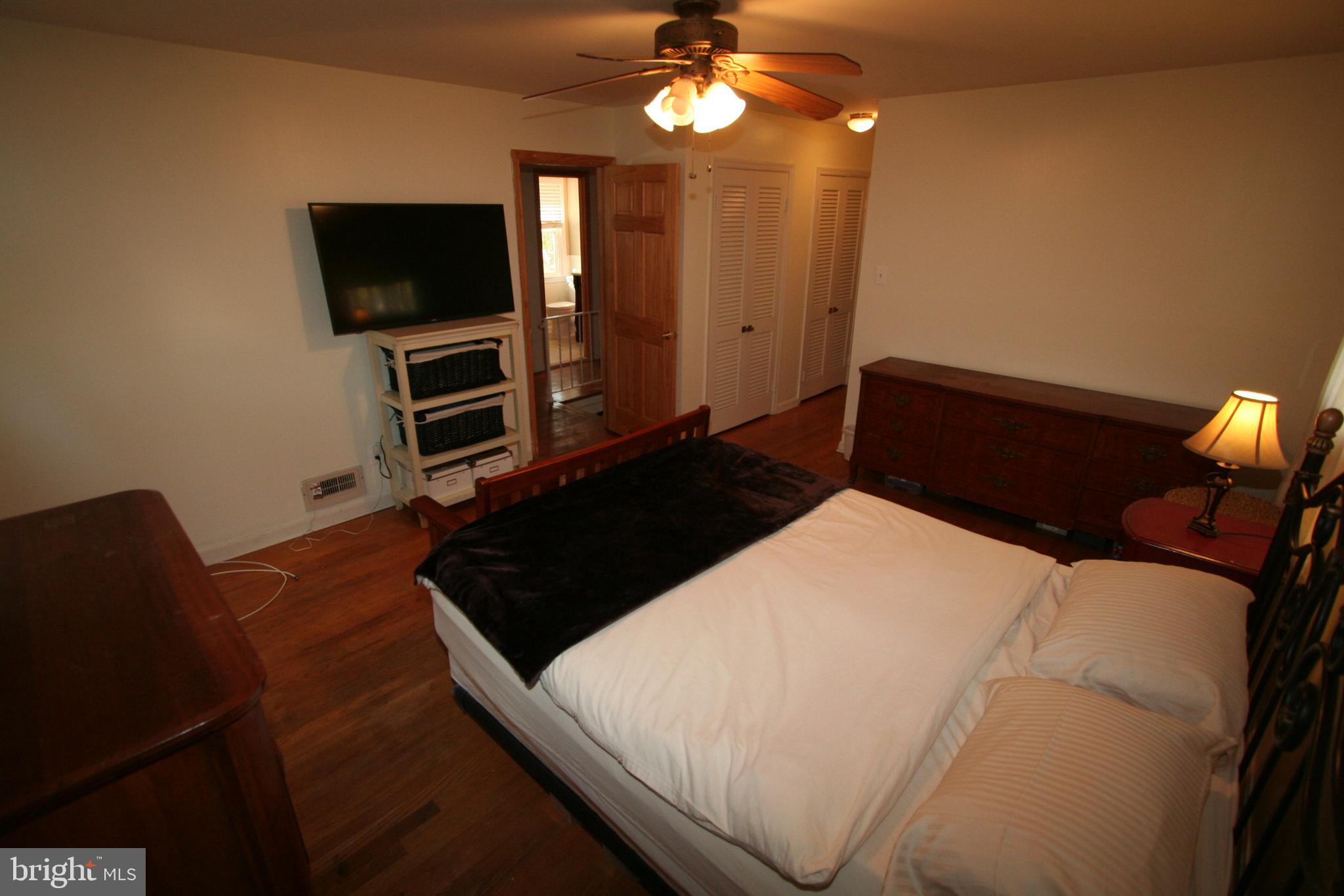 10405 Kinloch Road Silver Spring, MD 20903 - Photo 20 of 38 Primary Bedroom