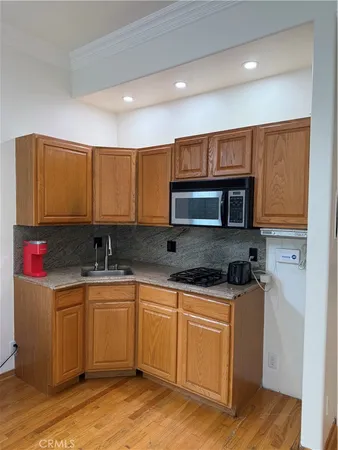 $1,895 | 2515 Crest View Drive, Unit ADU #3, Los Angeles, CA 90046