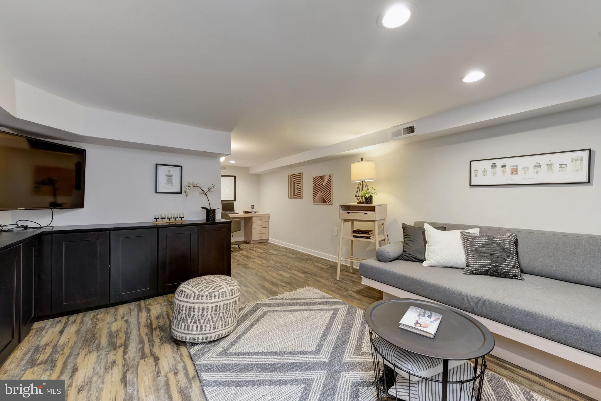 1741 Addison Street Philadelphia, PA 19146 - Photo 20 of 45 Gallery Image 20