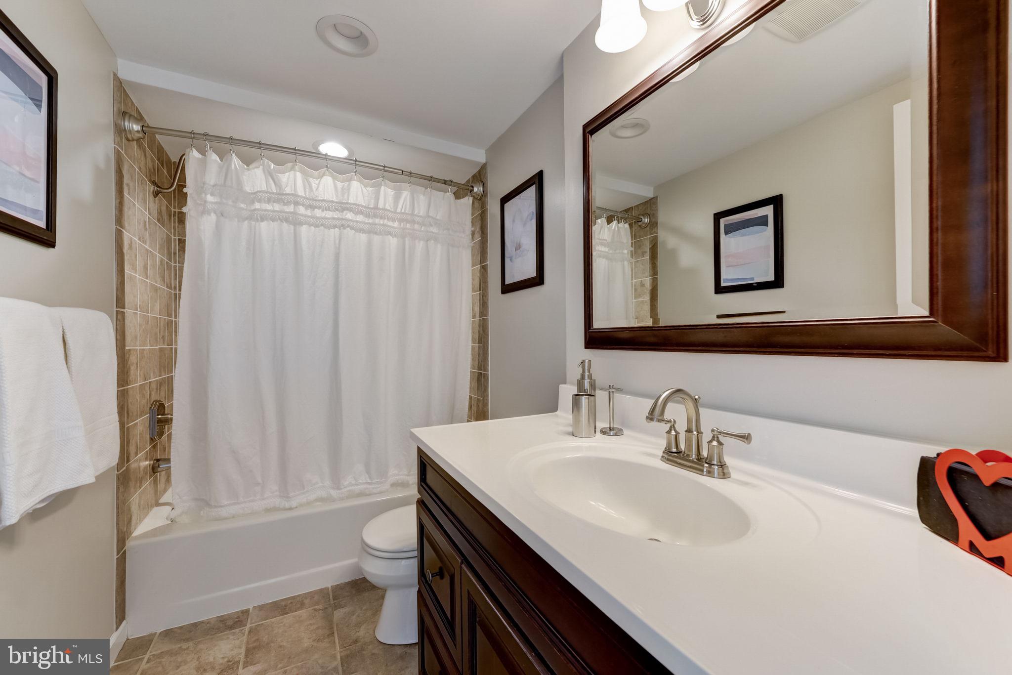 1741 Addison Street Philadelphia, PA 19146 - Photo 30 of 45 Gallery Image 30