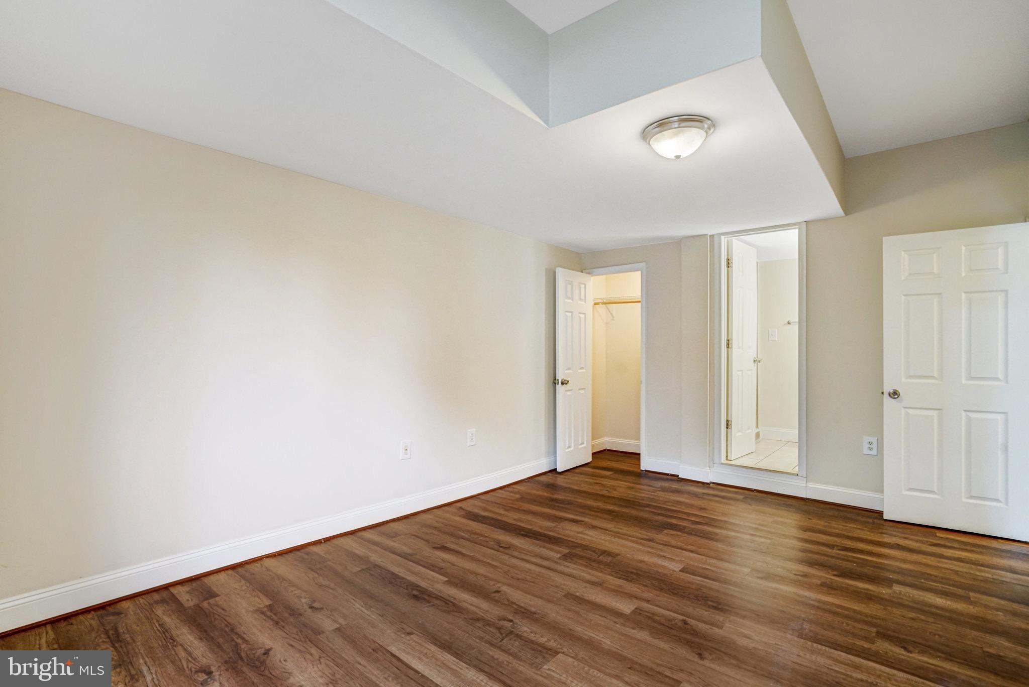 3245 Rio Drive, Unit 108 Falls Church, VA 22041 - Photo 23 of 41 Primary Bedroom