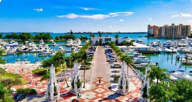 $8,500 | 8870 Huntington Pointe Drive, Sarasota, FL 34238