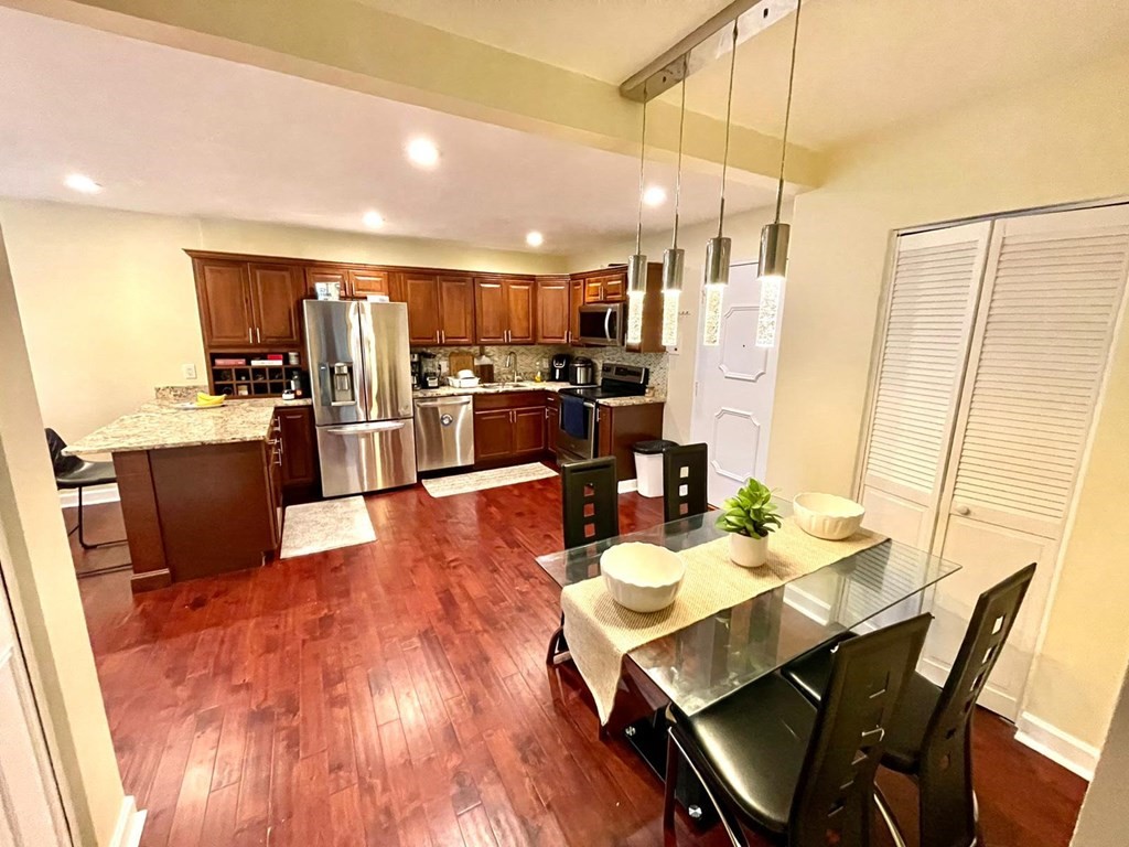 110 Boston Post Road East, Unit 206 Marlborough, MA 01752 - Photo 5 of 20 Gallery Image 5