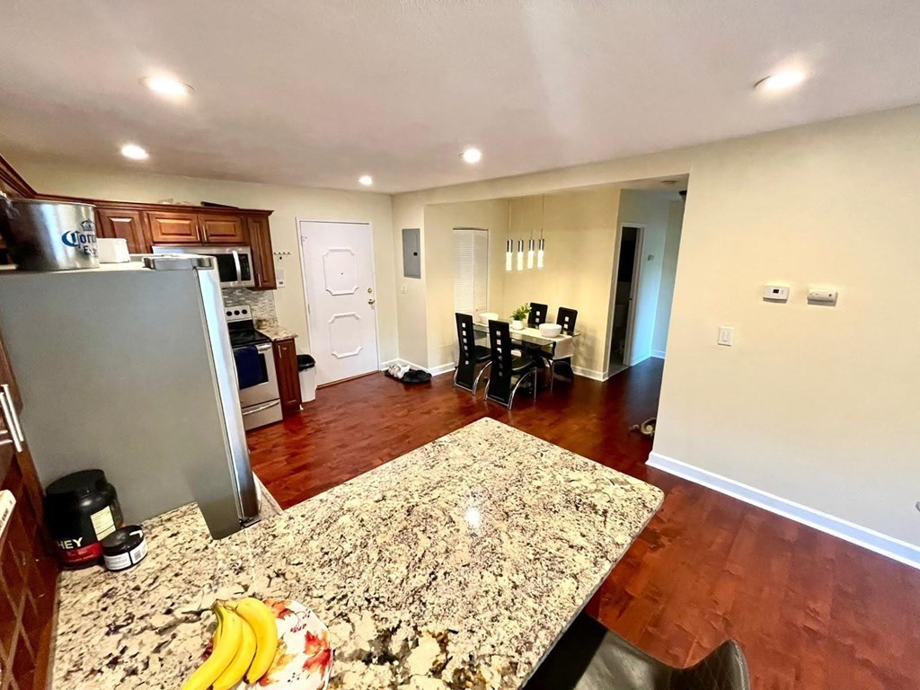 110 Boston Post Road East, Unit 206 Marlborough, MA 01752 - Photo 9 of 20 Gallery Image 9