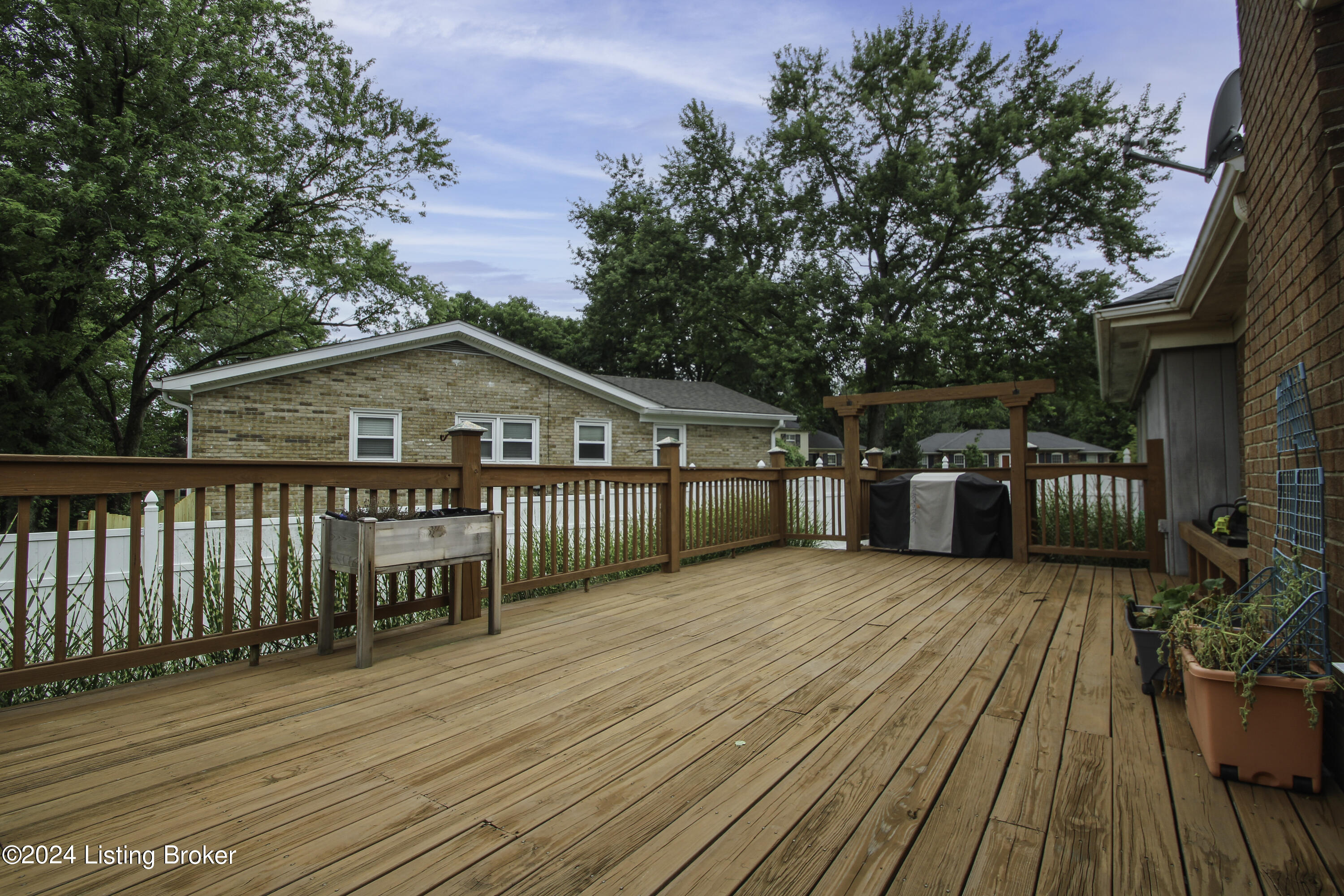 6714 Copperfield Road Louisville, KY 40207 - Photo 45 of 47 IMG_7919-Edit