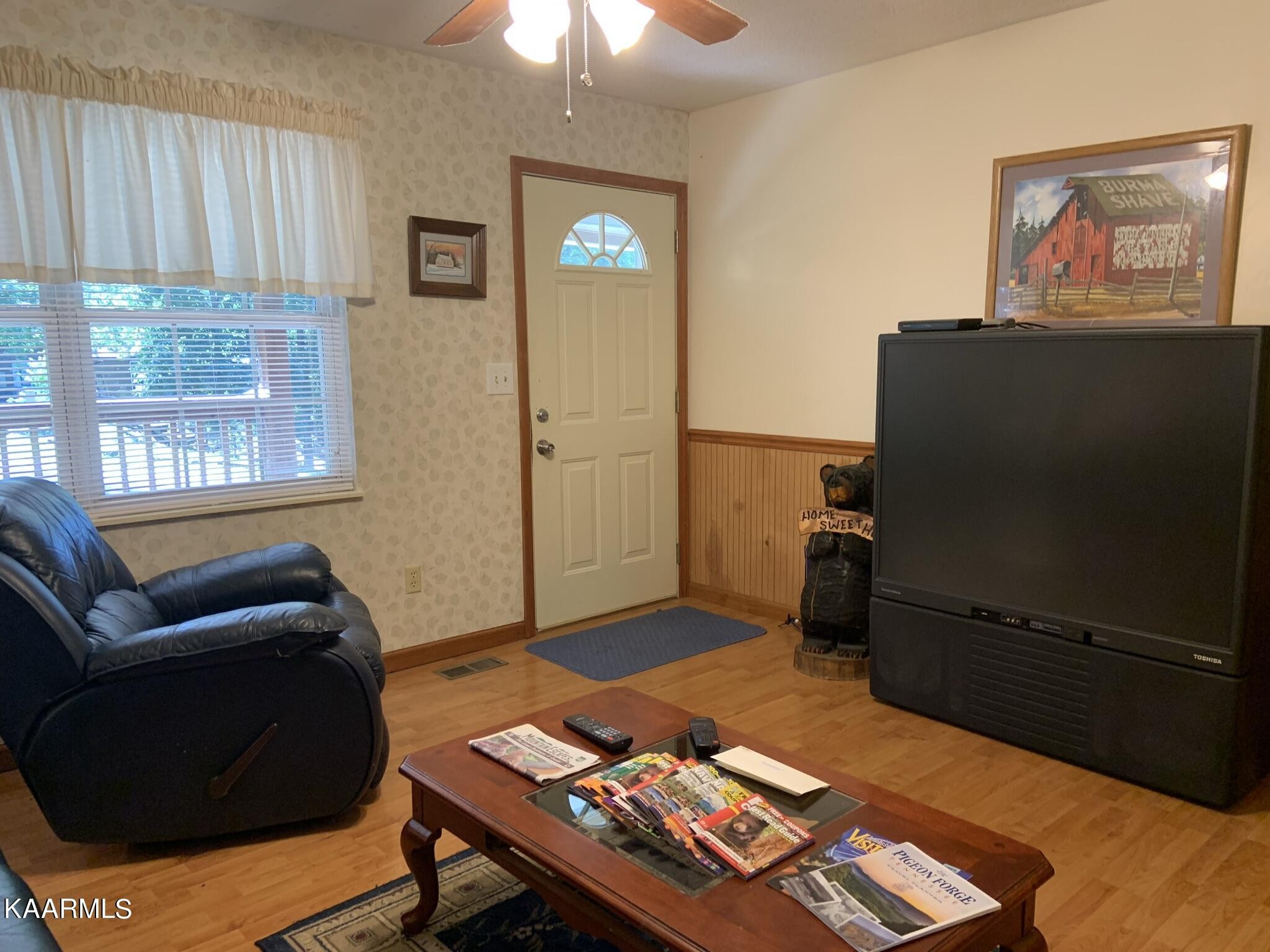 2106 Hickory Manor Road Sevierville, TN 37862 - Photo 7 of 33