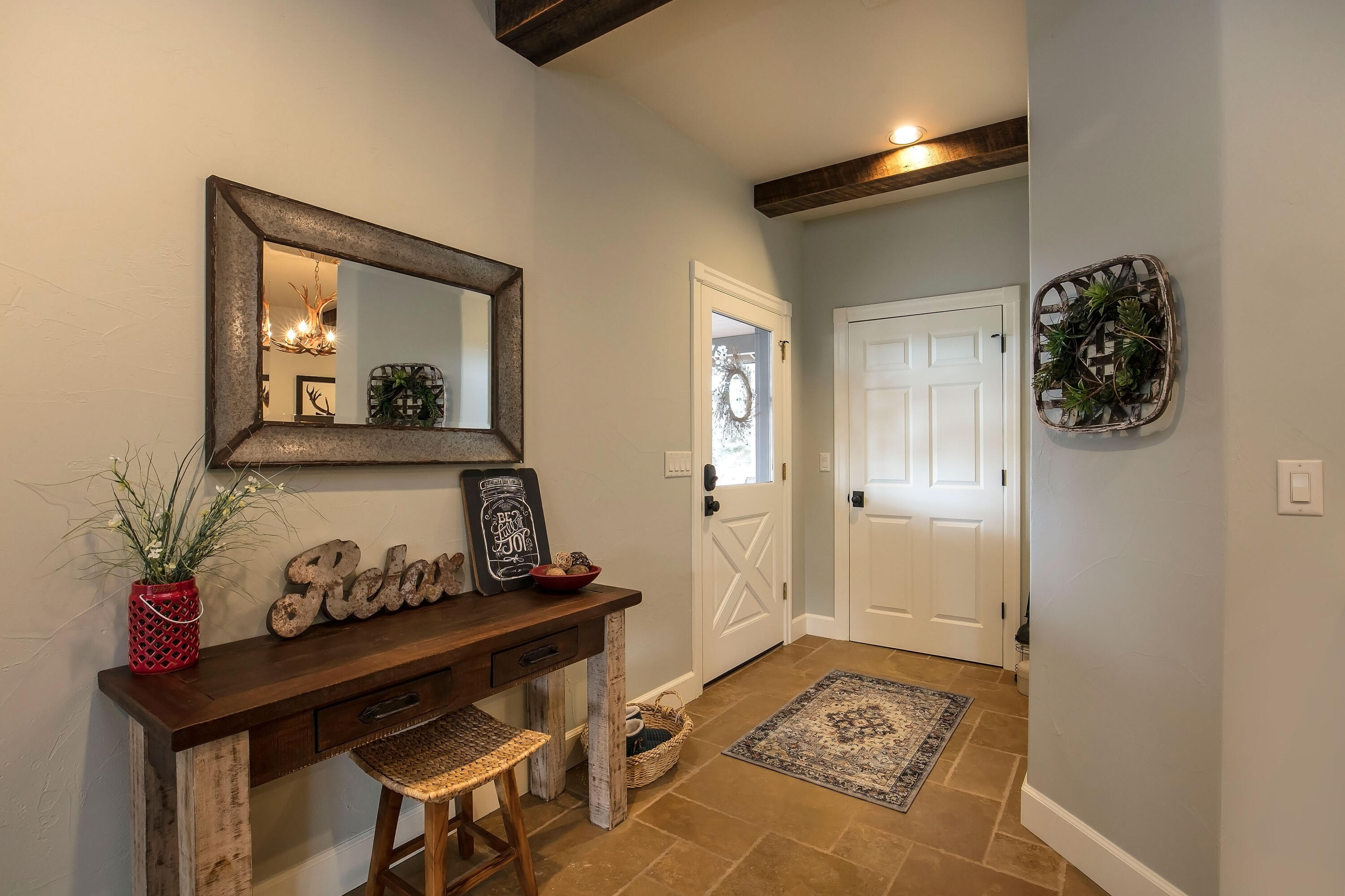 69015 Hurtley Ranch Road Sisters, OR 97759 - Photo 60 of 88 Guest area entrance
