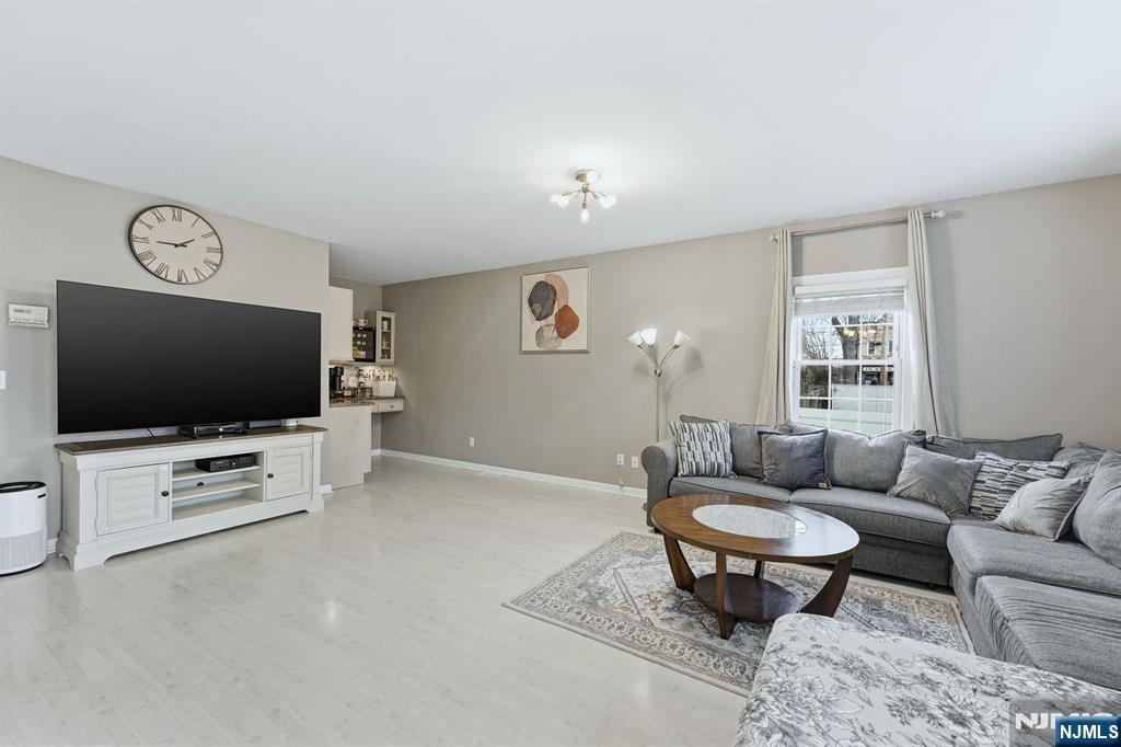 11 Thiem Avenue Rochelle Park, NJ 07662 - Photo 20 of 48