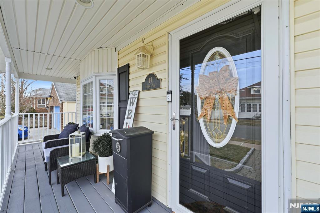 11 Thiem Avenue Rochelle Park, NJ 07662 - Photo 2 of 48