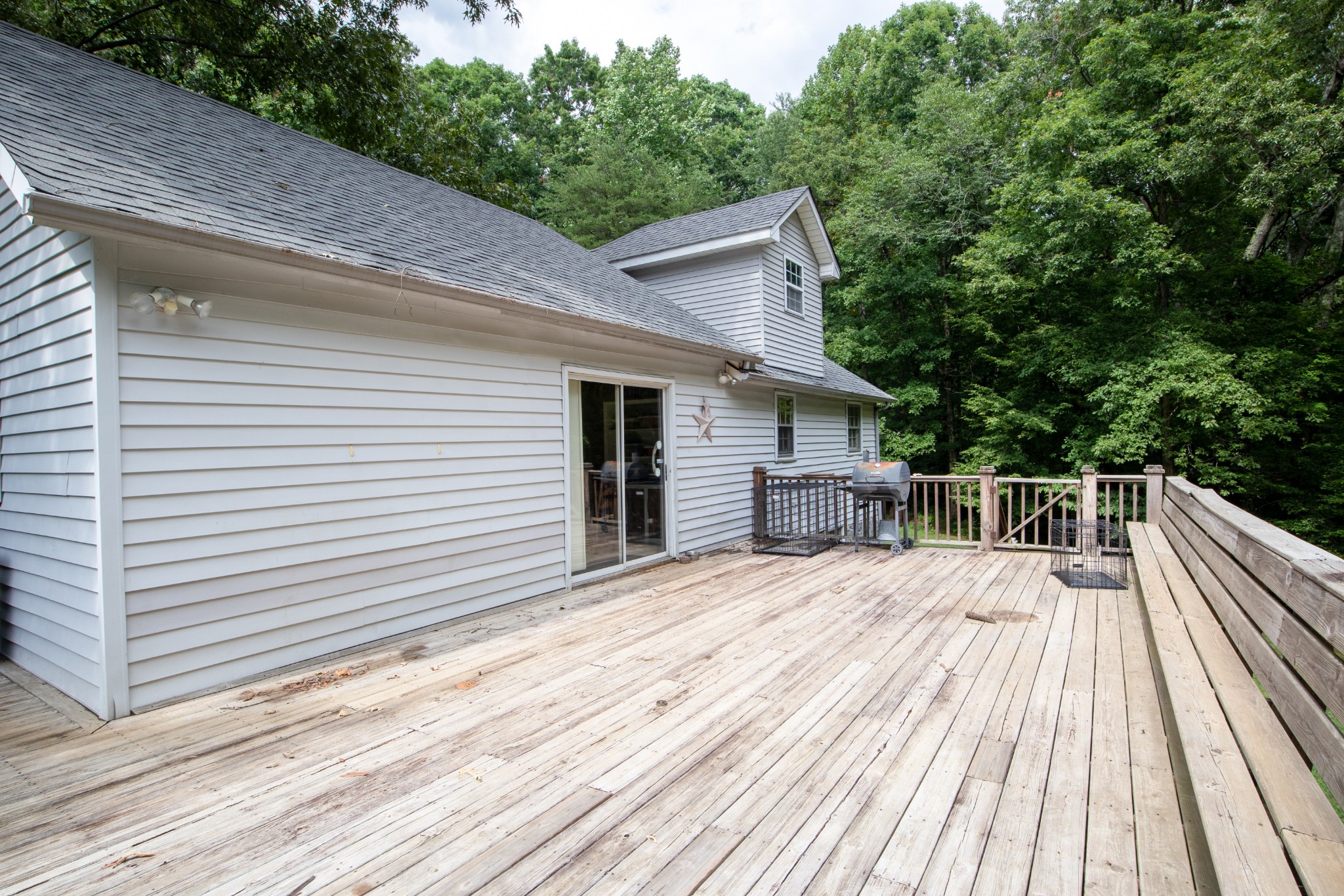 1095 Porter Road Burns, TN 37029 - Photo 25 of 34 a view of backyard with a deck