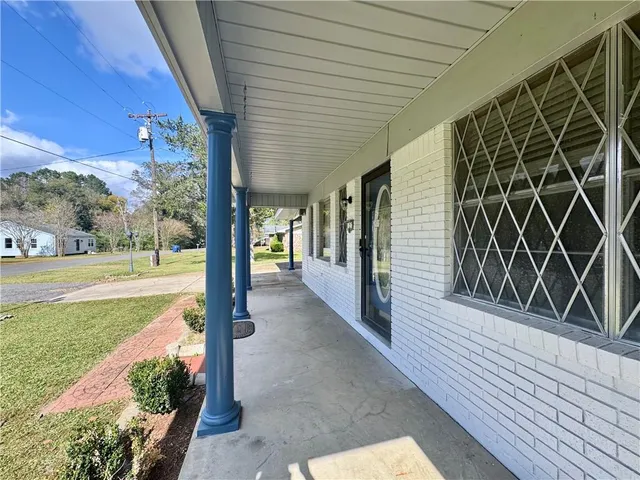 $173,000 | 127 Edwards Drive, Pineville, LA 71360