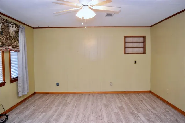 $173,000 | 127 Edwards Drive, Pineville, LA 71360