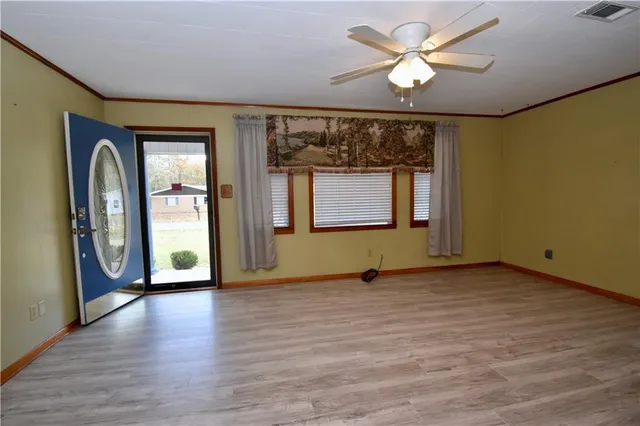 $173,000 | 127 Edwards Drive, Pineville, LA 71360