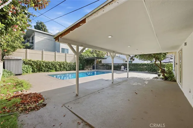 $850,000 | 7108 Mammoth Avenue, Van Nuys, CA 91405