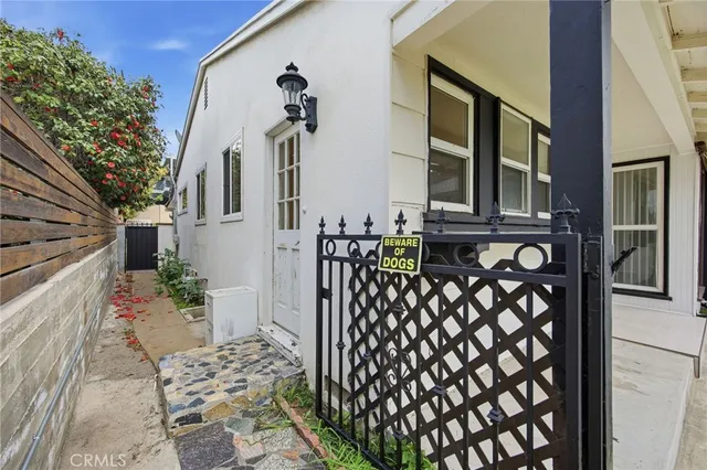 $850,000 | 7108 Mammoth Avenue, Van Nuys, CA 91405