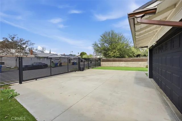 $850,000 | 7108 Mammoth Avenue, Van Nuys, CA 91405