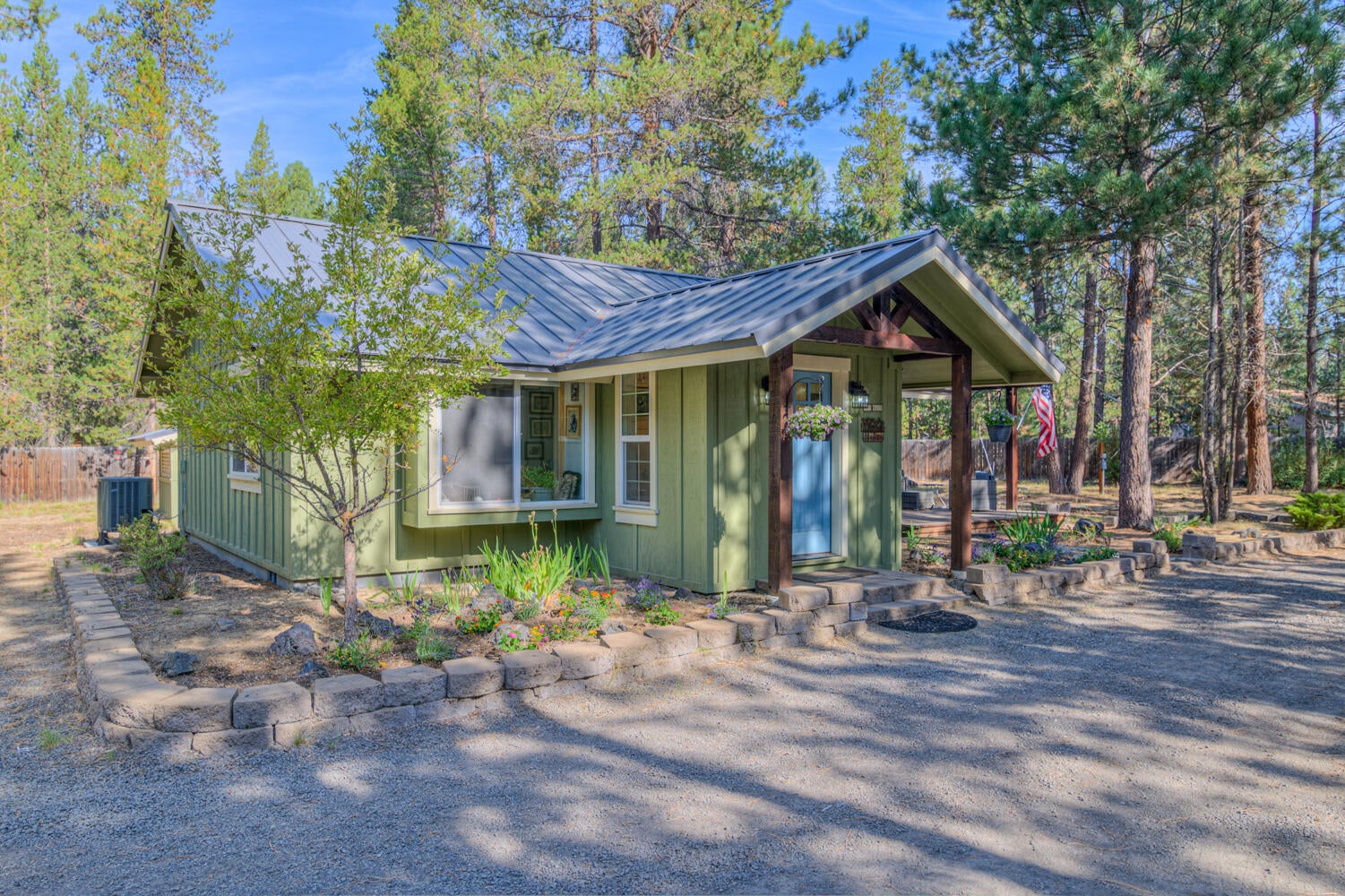 17592 Holgate Road La Pine, OR 97739 - Photo 6 of 28 17592 Holgate Ct., LaPine, OR - 5