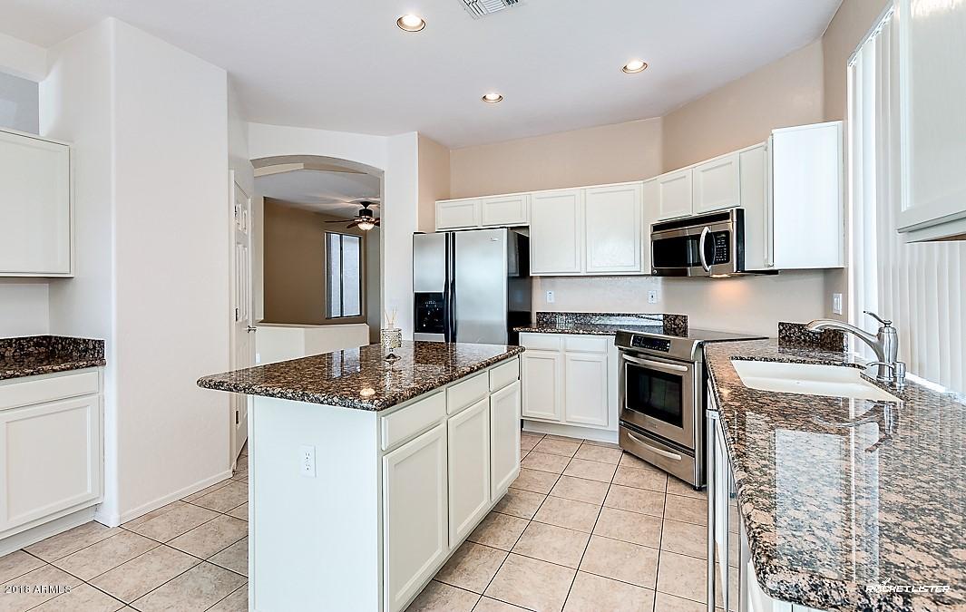 8699 West Bajada Road Peoria, AZ 85383 - Photo 11 of 42 PLENTY OF CABINETS