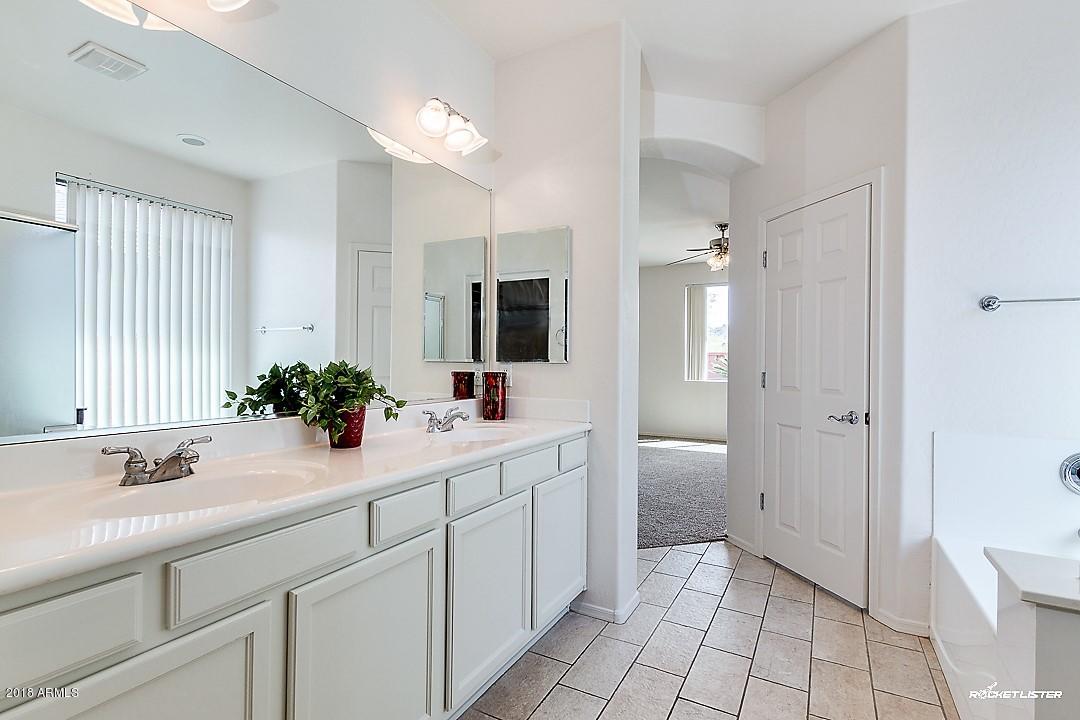 8699 West Bajada Road Peoria, AZ 85383 - Photo 17 of 42 MASTER BATH