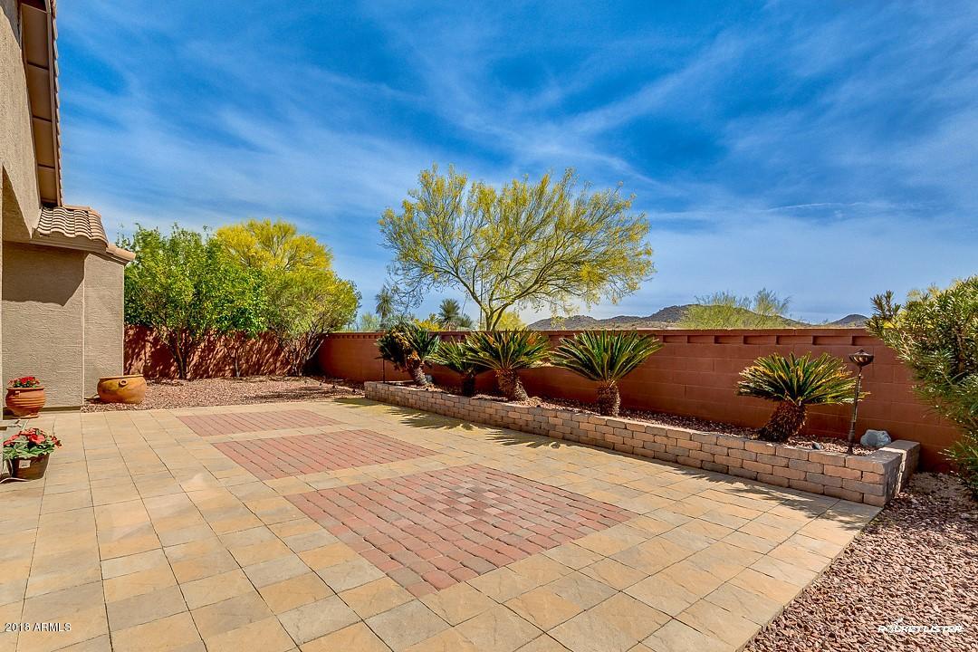 8699 West Bajada Road Peoria, AZ 85383 - Photo 27 of 42 PLENTY OF ROOM TO ENTERTAIN!
