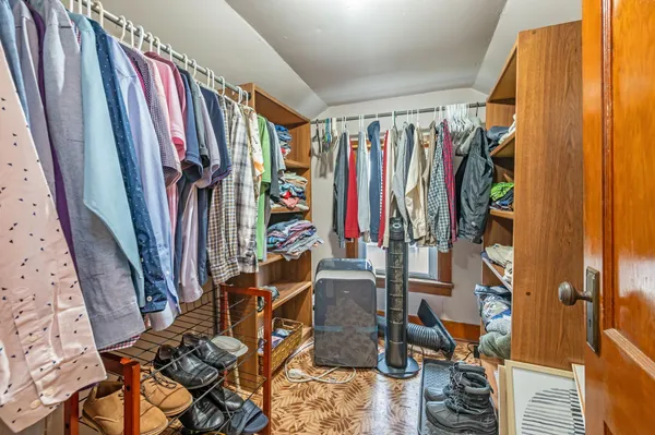 $120,000 | 722 East 3rd Street, Fairmont, MN 56031