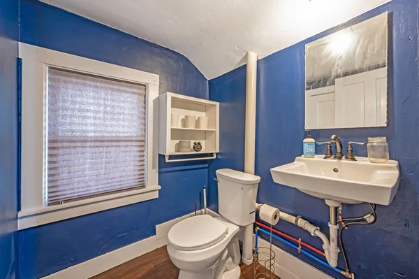 $120,000 | 722 East 3rd Street, Fairmont, MN 56031