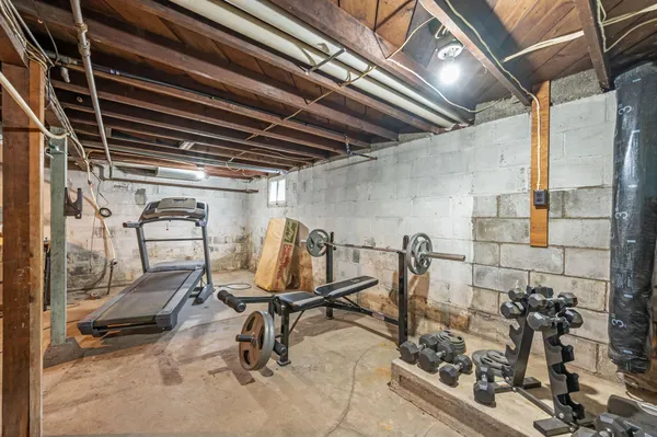 $120,000 | 722 East 3rd Street, Fairmont, MN 56031