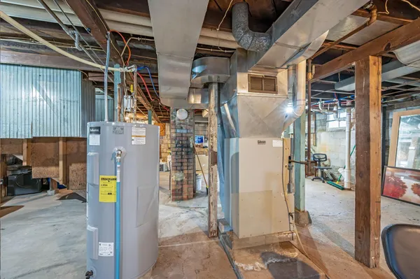 $120,000 | 722 East 3rd Street, Fairmont, MN 56031