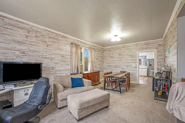 $120,000 | 722 East 3rd Street, Fairmont, MN 56031