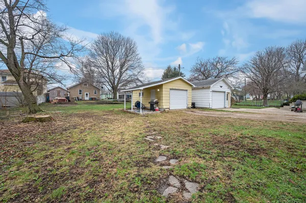 $120,000 | 722 East 3rd Street, Fairmont, MN 56031