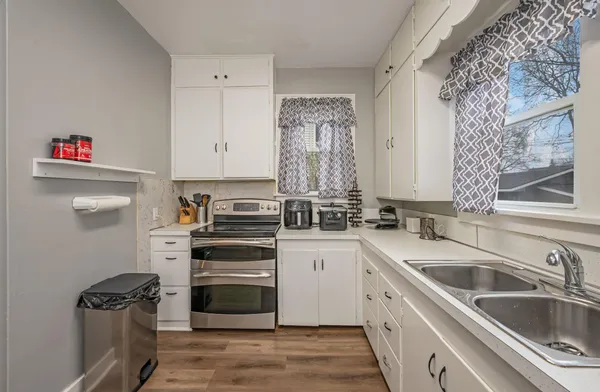 $120,000 | 722 East 3rd Street, Fairmont, MN 56031