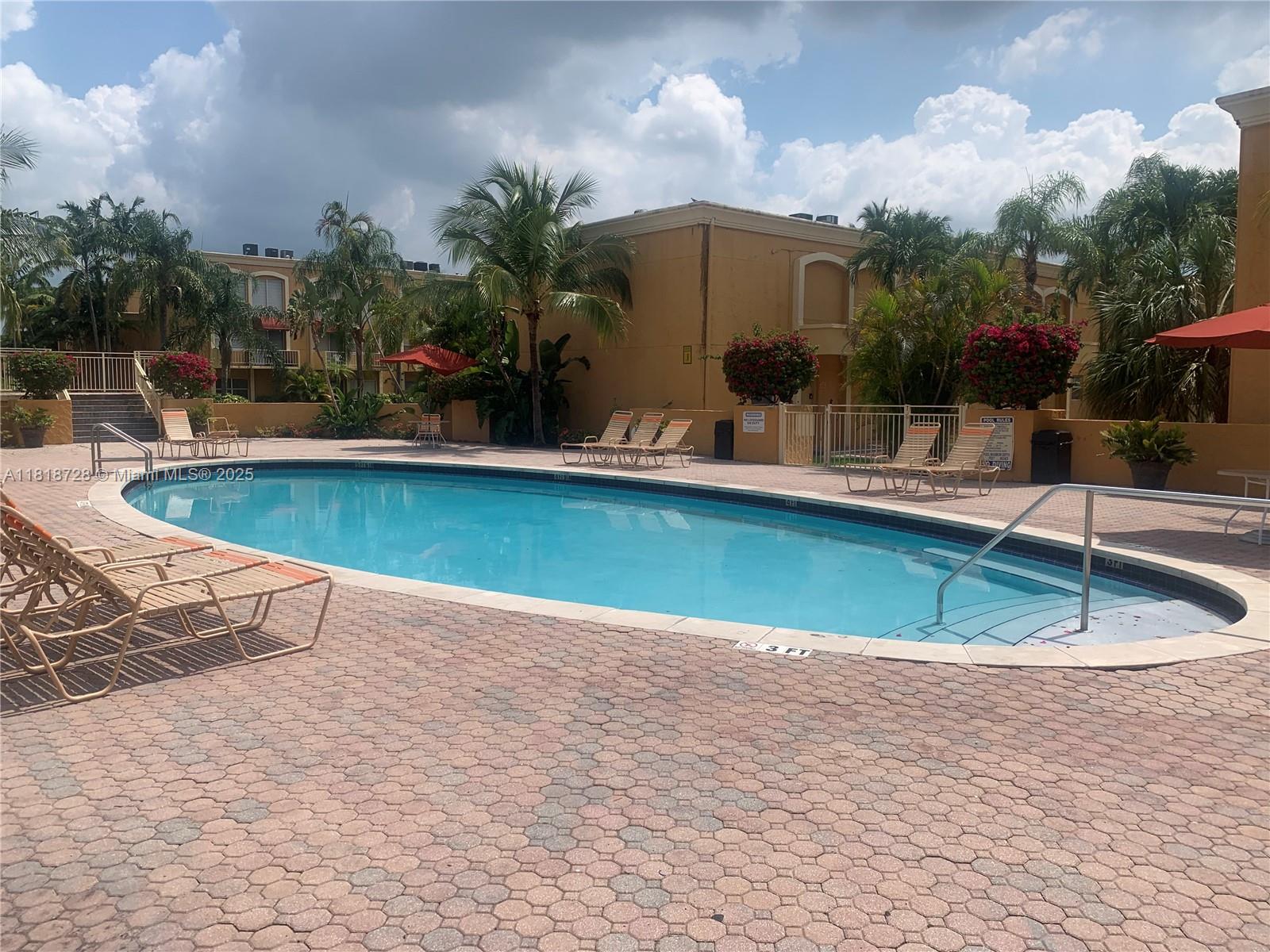 17911 Northwest 68th Avenue, Unit O104 Hialeah, FL 33015 - Photo 12 of 31