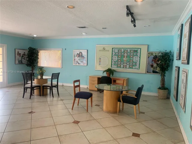 $250,000 | 17911 Northwest 68th Avenue, Unit O104, Hialeah, FL 33015