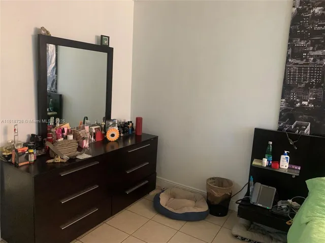 $250,000 | 17911 Northwest 68th Avenue, Unit O104, Hialeah, FL 33015