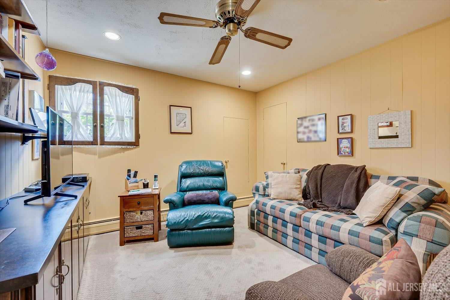 2 Eagle Road Edison, NJ 08820 - Photo 38 of 52
