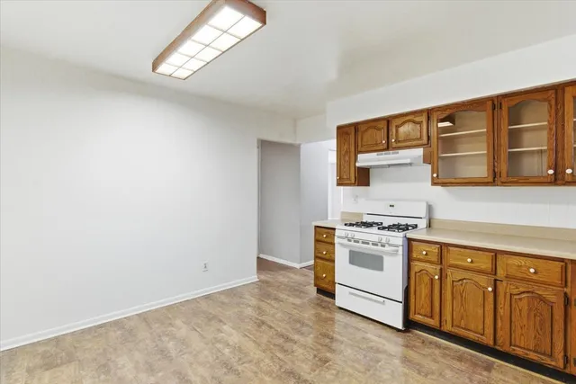 $240,000 | 2311 Elisha Avenue, Zion, IL 60099